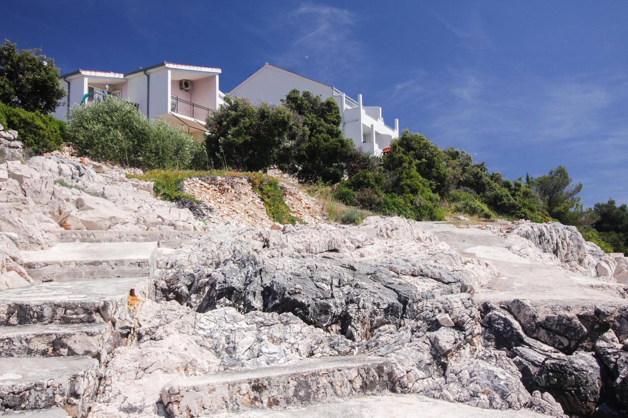 Apartments Mama Rogoznica  Ngoại thất bức ảnh